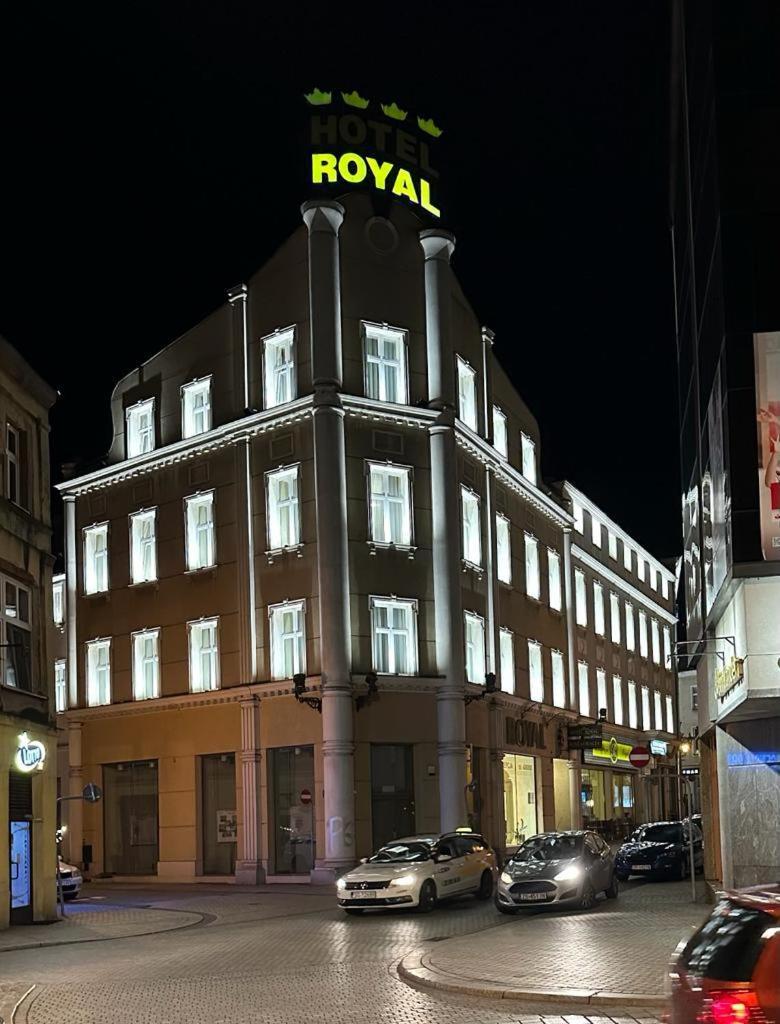 Hotel Royal กลีวิตเซ ภายนอก รูปภาพ